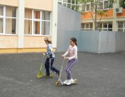 Cu role si trotinete