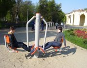 Ne antrenam la aparatele de fitness