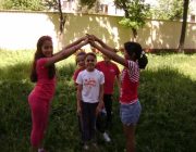 joc prin iarba
