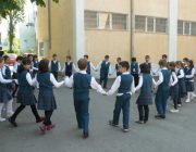 Cantec, joc si voie buna