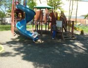 Chiar daca suntem mai maricei,ne simtim bine impreuna in parc 