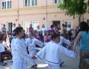 Micii dansatori